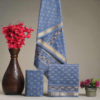 Distinctive Maheshwari Silk Suit with Zari Embroidery
