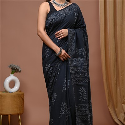 Hand Block Printed Greyish-White Cotton Saree with Floral Motifs