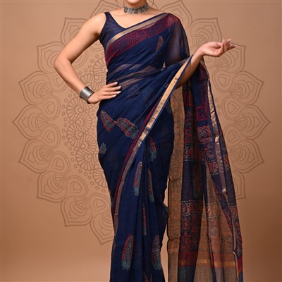 Golden Paisley Kota Doria Saree with Red Accents