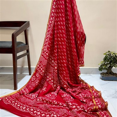 Crimson Floral Symphony Pure Double Diamond Chiffon Saree