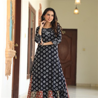 Hand Block Printed Black & White Floral Cotton Ethnic Ensemble