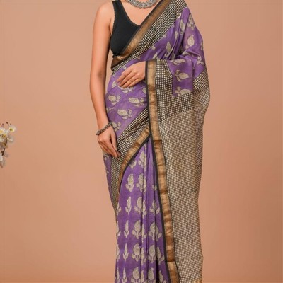 Gold Paisley Maheshwari Silk Saree with Checkered Border
