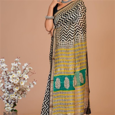 Golden Zigzag Maheshwari Silk Saree with Leaf Motifs