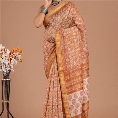 Golden Zari Border Maheshwari Silk Saree
