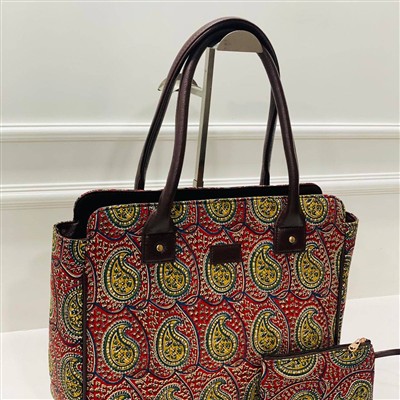Crimson Paisley Harmony Nylon Tote Set
