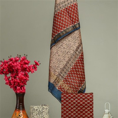 Crimson Bloom Maheshwari Silk Ensemble with Floral Motifs and Cotton Cambric Bottoms