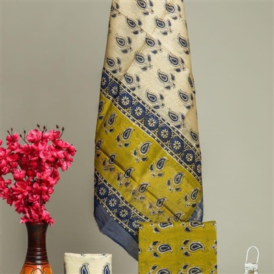 Mustard Paisley Bliss Maheshwari Silk Ensemble