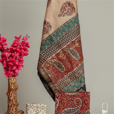 Crimson Paisley Dreams Maheswari Silk Ensemble