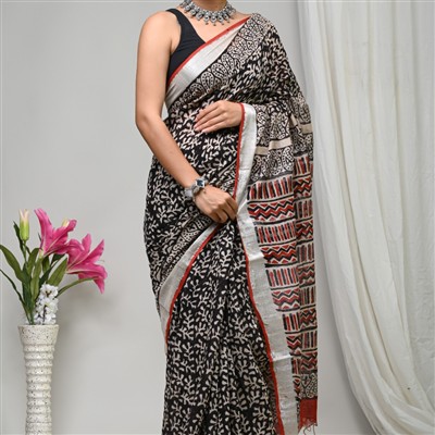 Turquoise Floral Cascade Linen Fabric Saree