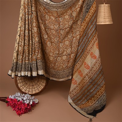 Burnt Sienna Floral Harmony Linen Saree