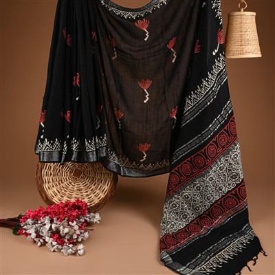 Crimson Floral Cascade Linen Saree