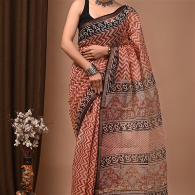 Terracotta Zigzag Elegance Kota Doria Saree
