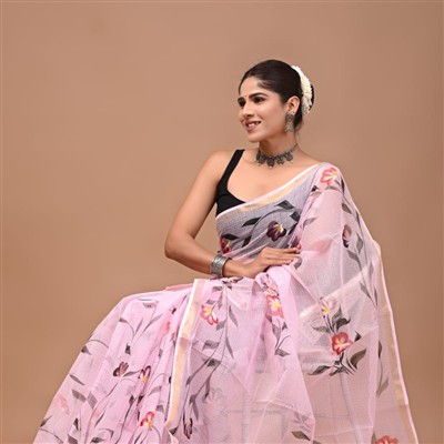 Blush Floral Elegance Kota Doria Saree