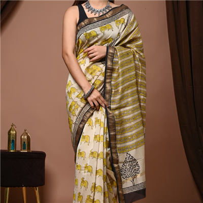 Beige Elephant Motif Maheshwari Silk Saree