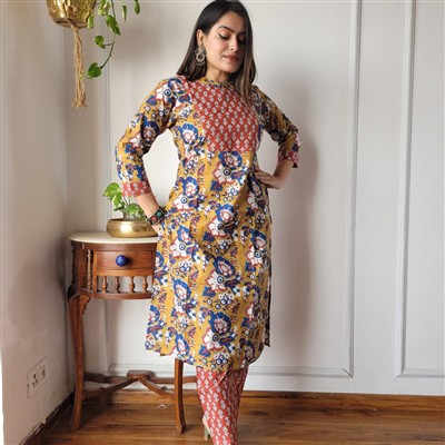 Cascading Indigo Floral Cotton Kurti with Pant