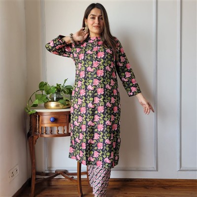 Fuchsia Floral Elegance Cotton Kurti with Pant