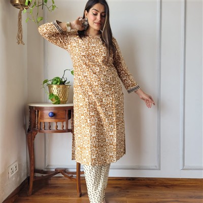 Beige Geometric Floral Cotton Kurti with Pant