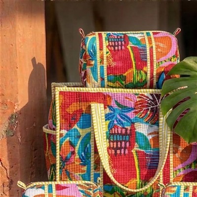 Coral Floral Dream Quilted Tote with Organizer Set