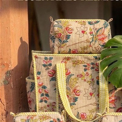 Rose Blossom Quilted Tote with Organizer Pouches
